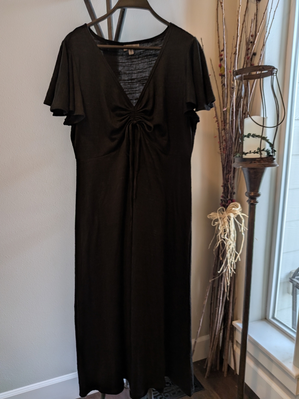 Black V-Neck Ruched Front Maxi Dress